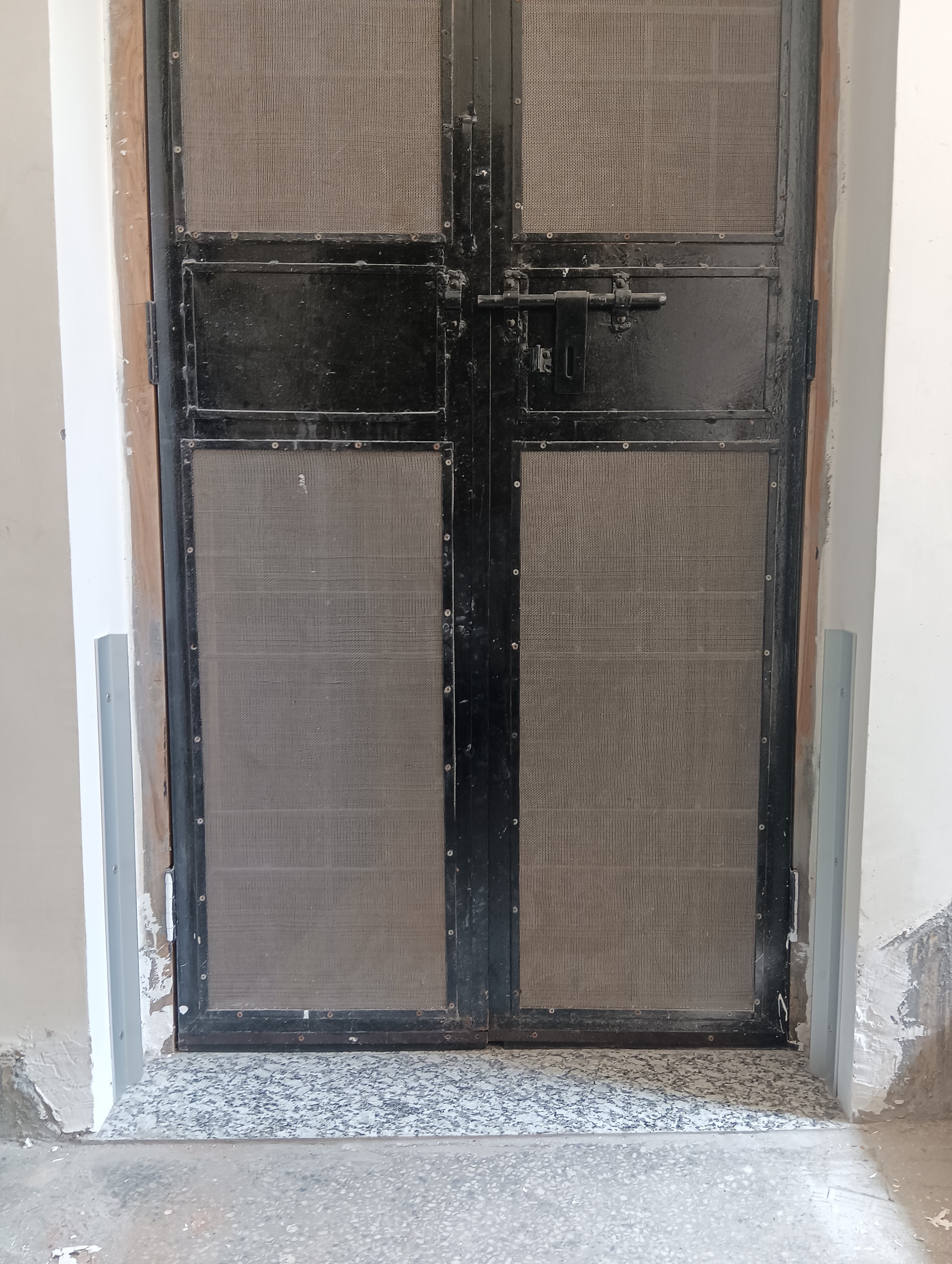 Side door view 2