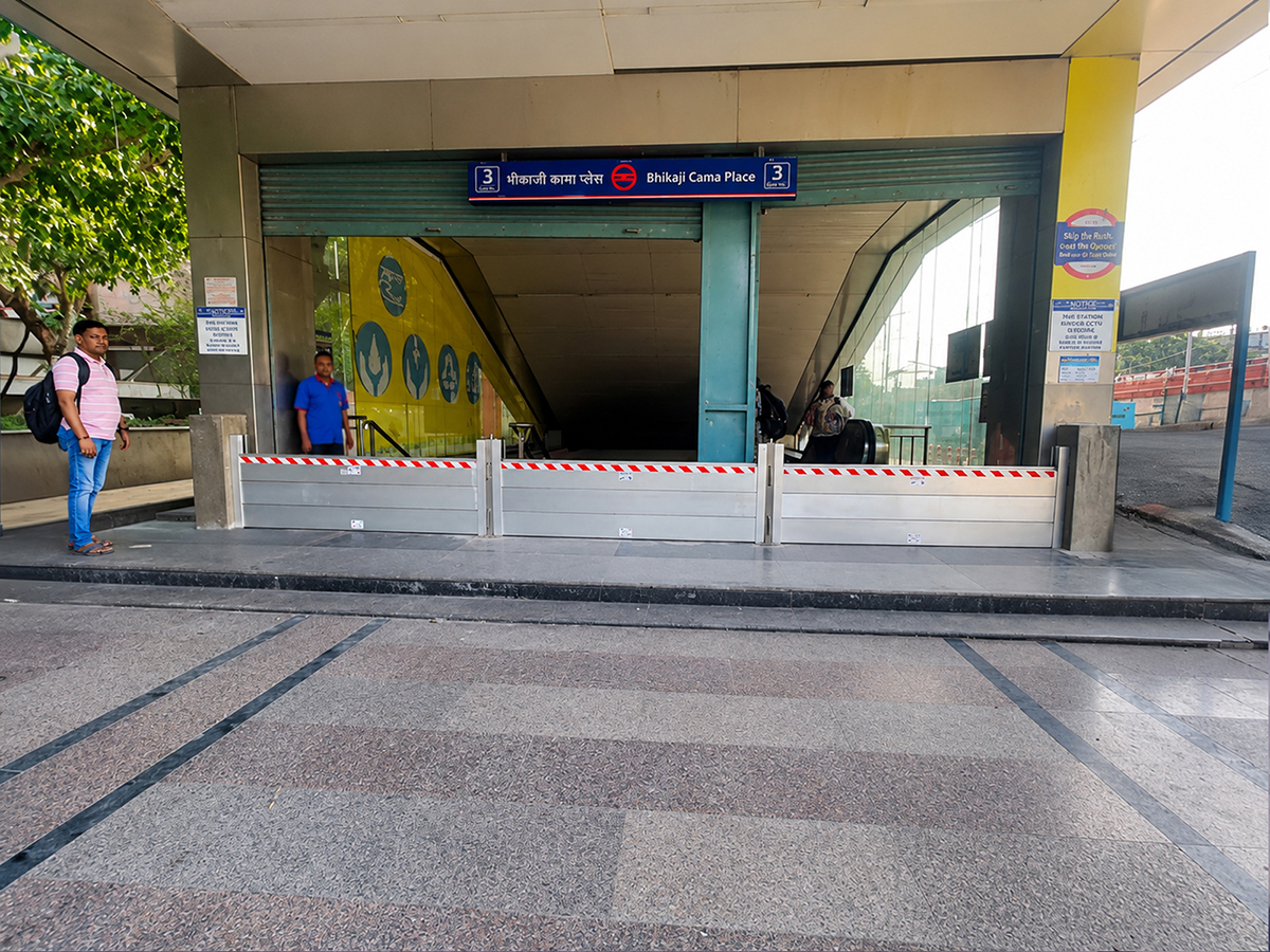 Bhikaji Cama Place Metro Station, Delhi